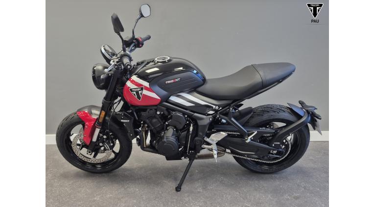 TRIUMPH TRIDENT 660