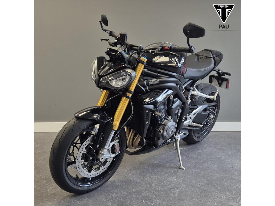 TRIUMPH SPEED TRIPLE 1200 RS 2025