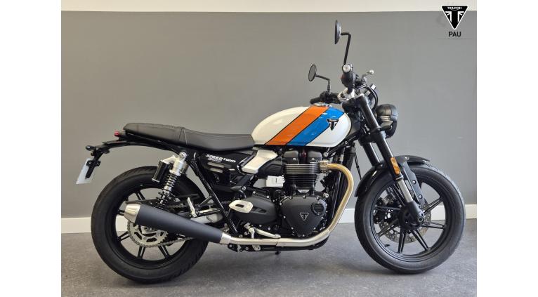 TRIUMPH SPEED TWIN 900